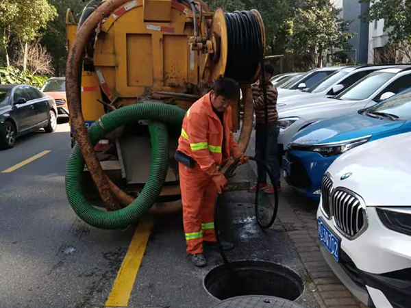 后安镇排污管道清淤